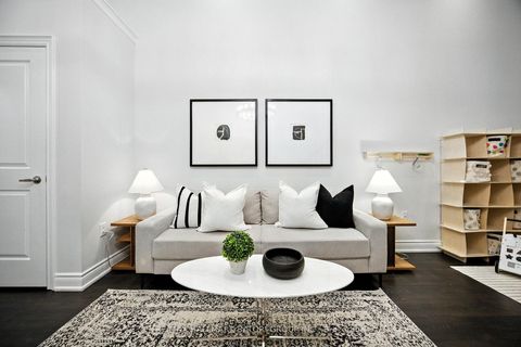 Photo 21 at 2110 Bayview Avenue, York Mills, Toronto
