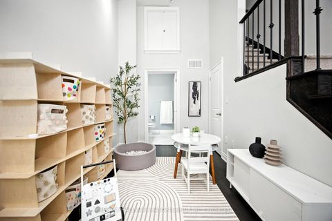 Photo 23 at 2110 Bayview Avenue, York Mills, Toronto