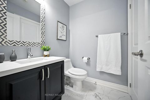 Photo 24 at 2110 Bayview Avenue, York Mills, Toronto