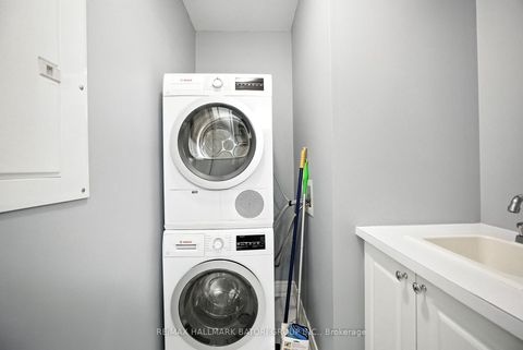 Photo 25 at 2110 Bayview Avenue, York Mills, Toronto