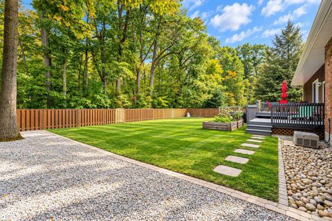 Photo 3 at 3914 Rosemary Lane, Rural Innisfil, Innisfil