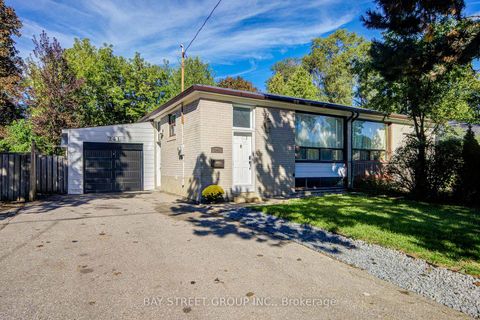 Photo 2 at 241 Taylor Mills Drive N, Crosby, Richmond Hill