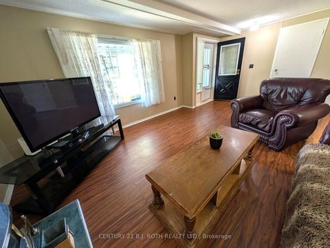 Photo 8 at 66 Linden Lane, Rural Innisfil, Innisfil