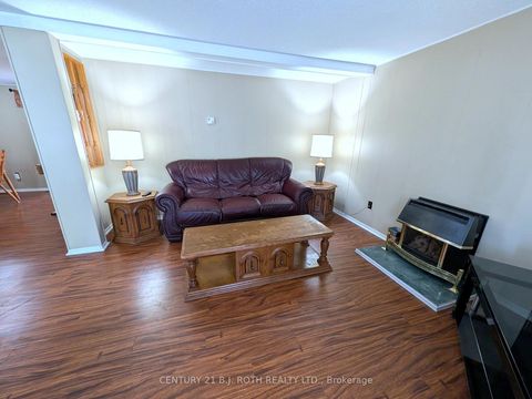 Photo 10 at 66 Linden Lane, Rural Innisfil, Innisfil