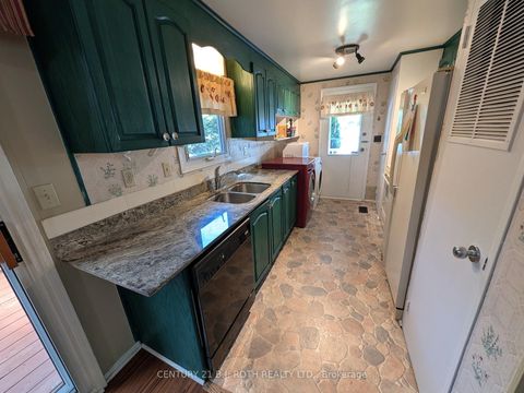 Photo 14 at 66 Linden Lane, Rural Innisfil, Innisfil
