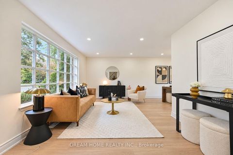 Photo 12 at 47 Clareville Crescent, Don Valley Village, Toronto