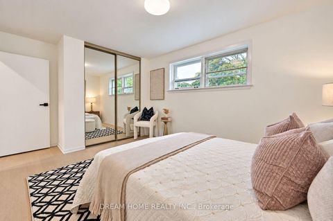 Photo 36 at 47 Clareville Crescent, Don Valley Village, Toronto