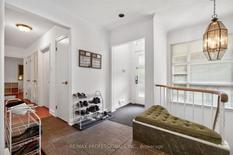 Photo 3 at 89 Valecrest Drive, Humber Valley, Toronto
