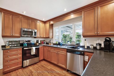 Photo 11 at 89 Valecrest Drive, Humber Valley, Toronto