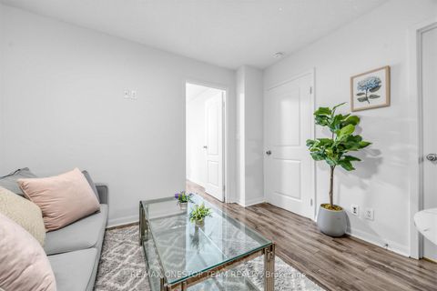 Photo 15 at 504 - 11 St Joseph Street, Bay Street Corridor, Toronto