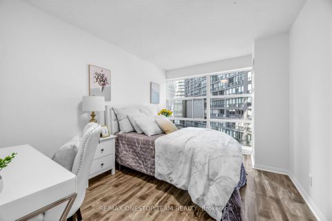 Photo 16 at 504 - 11 St Joseph Street, Bay Street Corridor, Toronto