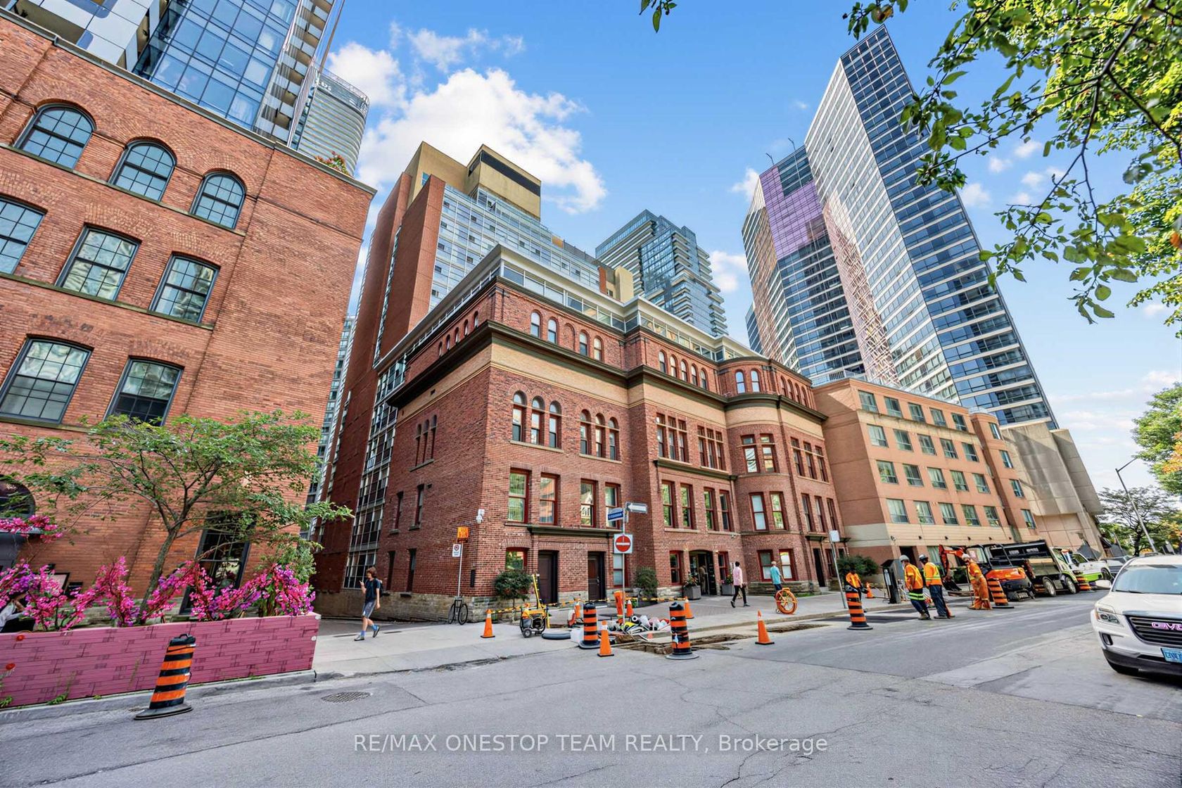 504 - 11 St Joseph Street, Bay Street Corridor, Toronto 