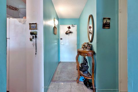 Photo 7 at 1910 - 121 Ling Road, West Hill, Toronto