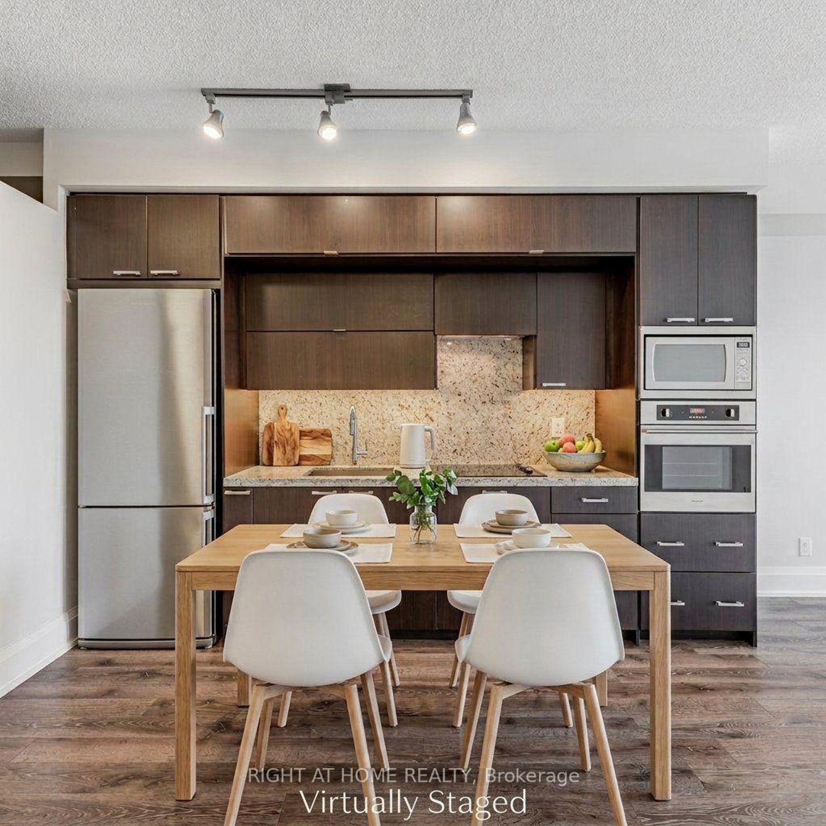521 - 120 Harrison Garden Blvd Boulevard, Willowdale East, Toronto photo number 2