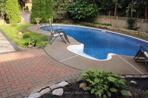 Photo 44 at 530 Rouge Hills Drive, Rouge E10, Toronto