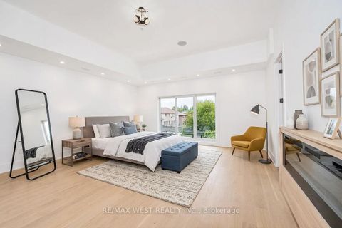 Photo 14 at 53 Celt Avenue, Glen Park, Toronto