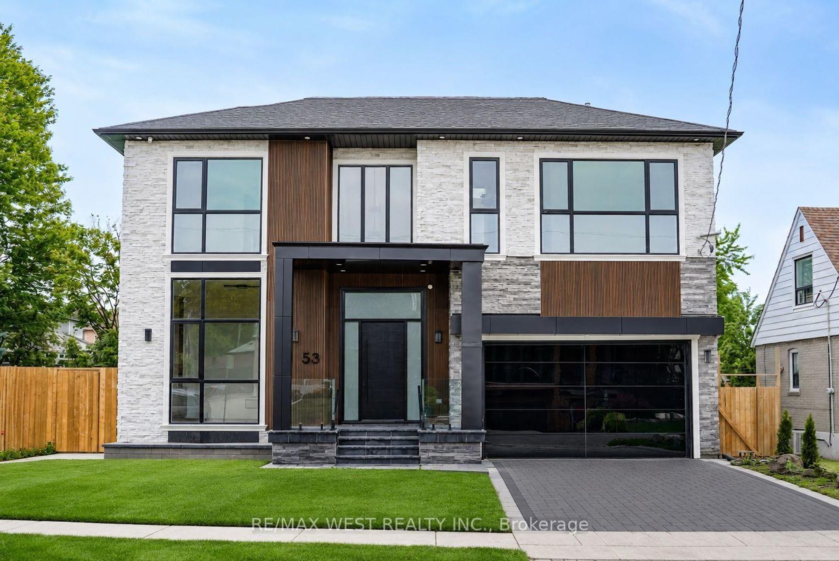 53 Celt Avenue, Glen Park, Toronto 