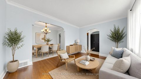 Photo 6 at 14 Valdane Drive, Birchmount, Toronto
