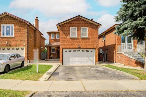 Photo 2 at 20 Barolo Road, Clairville, Toronto