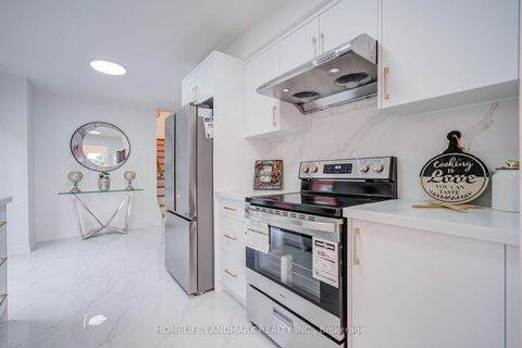 Photo 17 at 20 Barolo Road, Clairville, Toronto