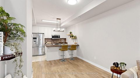 Photo 10 at 13 - 25 Heron Park Place, West Hill, Toronto