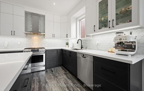 Photo 11 at 54 Blaydon Lane, Bayview Wellington, Aurora