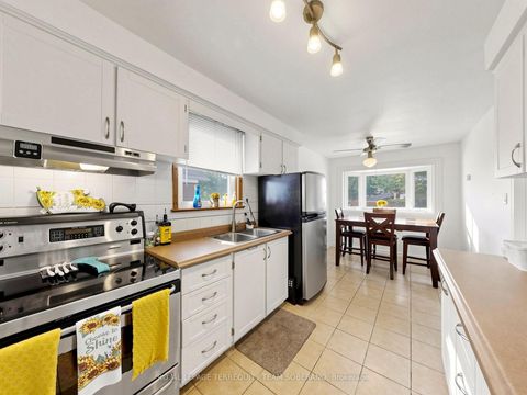 Photo 14 at 16 Clearbrooke Circle, Kipling, Toronto