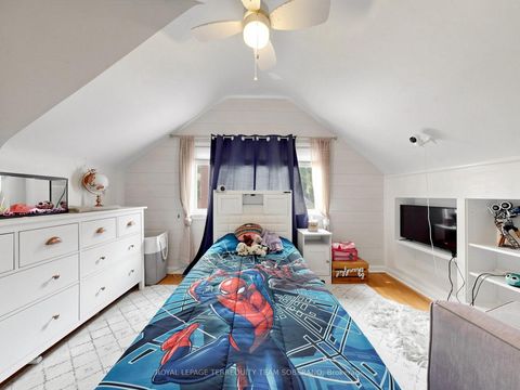 Photo 29 at 16 Clearbrooke Circle, Kipling, Toronto