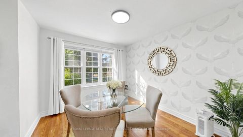 Photo 11 at 118 Anndale Drive, Willowdale East, Toronto