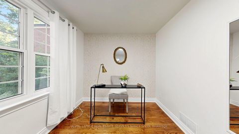Photo 17 at 118 Anndale Drive, Willowdale East, Toronto