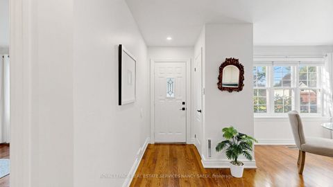 Photo 22 at 118 Anndale Drive, Willowdale East, Toronto