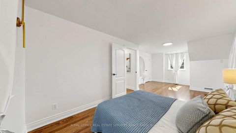 Photo 28 at 118 Anndale Drive, Willowdale East, Toronto