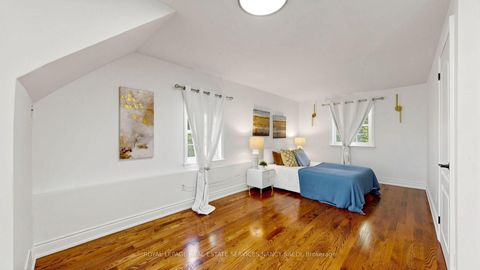 Photo 30 at 118 Anndale Drive, Willowdale East, Toronto