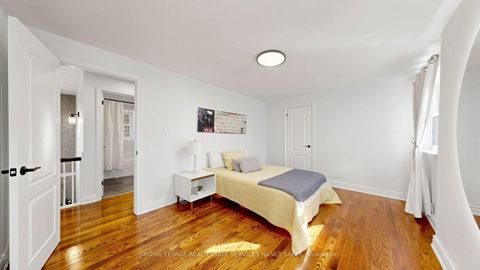 Photo 33 at 118 Anndale Drive, Willowdale East, Toronto
