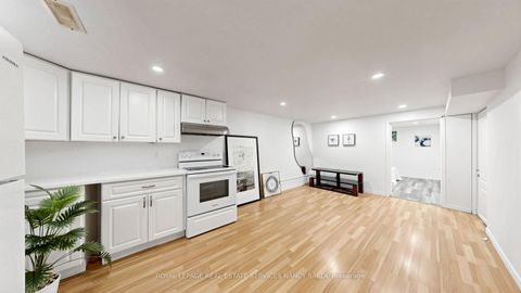 Photo 45 at 118 Anndale Drive, Willowdale East, Toronto