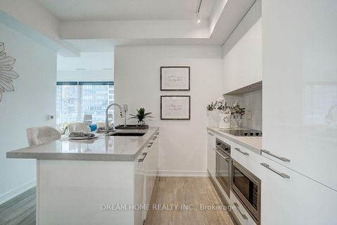 Photo 9 at 1809 - 3 Gloucester Street, Yonge Corridor, Toronto
