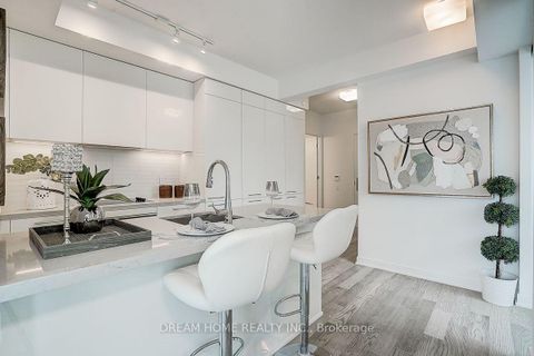 Photo 14 at 1809 - 3 Gloucester Street, Yonge Corridor, Toronto