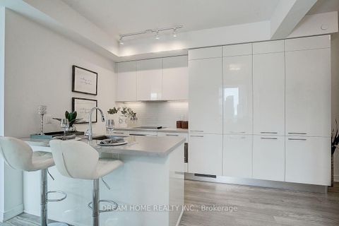 Photo 16 at 1809 - 3 Gloucester Street, Yonge Corridor, Toronto