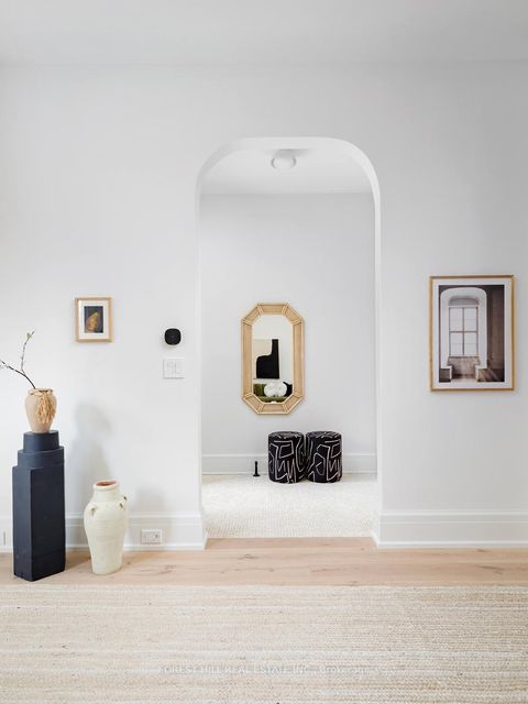 Photo 2 at 61 Foxley Street, Bellwoods, Toronto