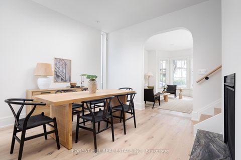 Photo 9 at 61 Foxley Street, Bellwoods, Toronto