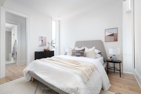 Photo 28 at 61 Foxley Street, Bellwoods, Toronto