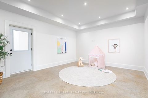 Photo 45 at 61 Foxley Street, Bellwoods, Toronto
