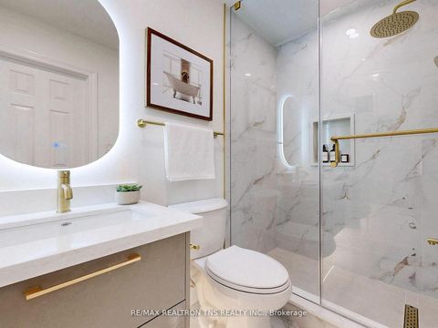 Photo 6 at 149 Kimono Crescent, Rouge Woods, Richmond Hill