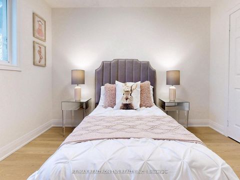 Photo 14 at 149 Kimono Crescent, Rouge Woods, Richmond Hill