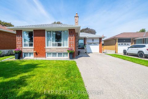 Photo 1 at 6 Jardine Place, Richview, Toronto