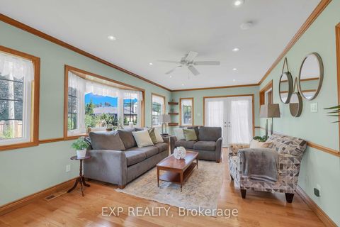 Photo 16 at 6 Jardine Place, Richview, Toronto