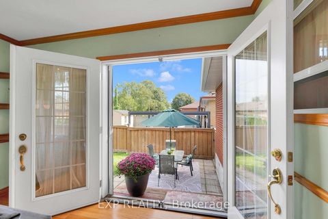 Photo 18 at 6 Jardine Place, Richview, Toronto