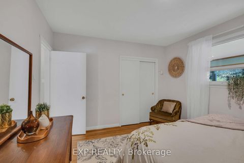 Photo 20 at 6 Jardine Place, Richview, Toronto