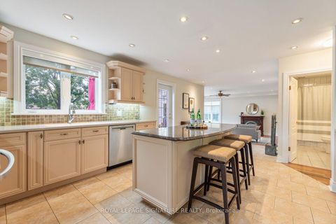 Photo 18 at 234 Rouge Hills Drive, Rouge E10, Toronto