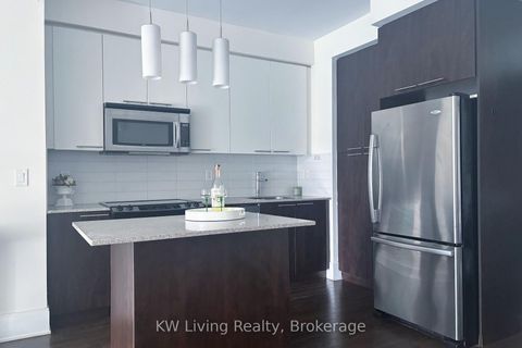 Photo 7 at 1116 - 70 Roehampton Avenue, Mount Pleasant West, Toronto